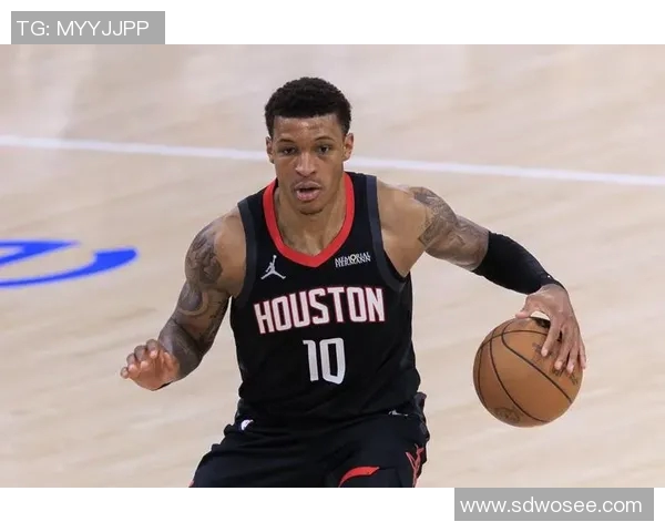 今日火箭对阵鹈鹕比赛数据分析与精彩瞬间回顾