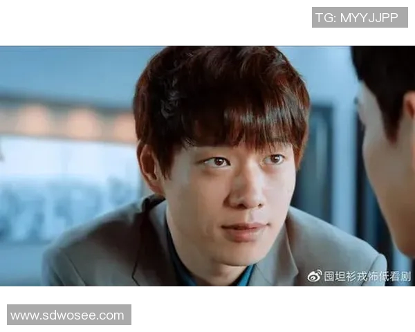 亚当斯的传奇人生与科学探索之旅：从平凡到伟大的蜕变历程